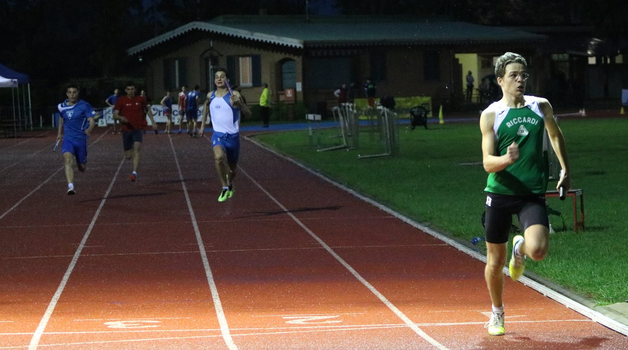 4x100 Riccardi Allievi2016 Bergamo arrivo